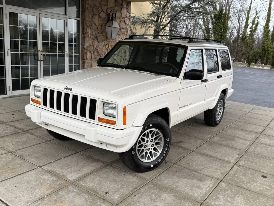 1997 Jeep XJ Cherokee - Image 5 of 31