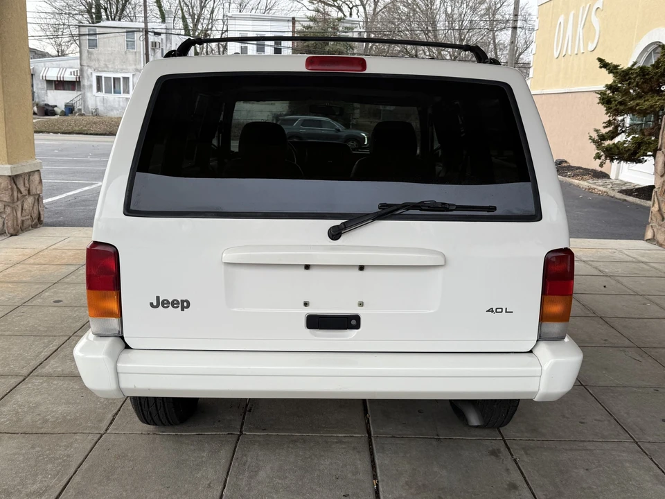 1997 Jeep XJ Cherokee - Image 11 of 31