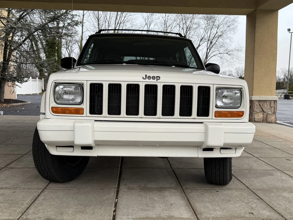 1997 Jeep XJ Cherokee - Image 19 of 31