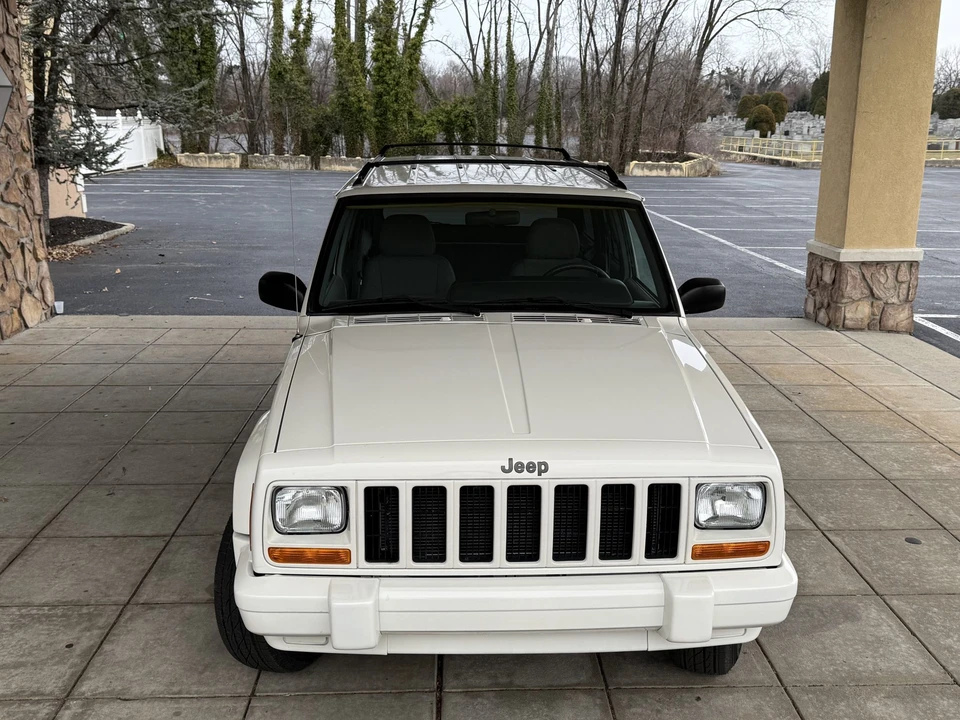 1997 Jeep XJ Cherokee - Image 21 of 31