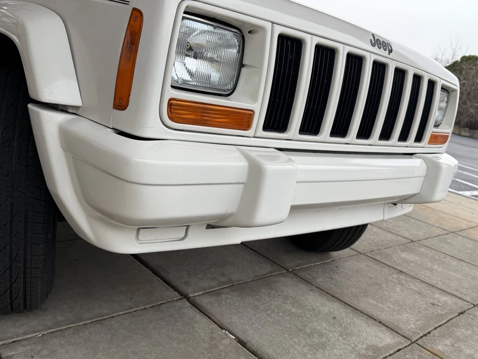 1997 Jeep XJ Cherokee - Image 24 of 31