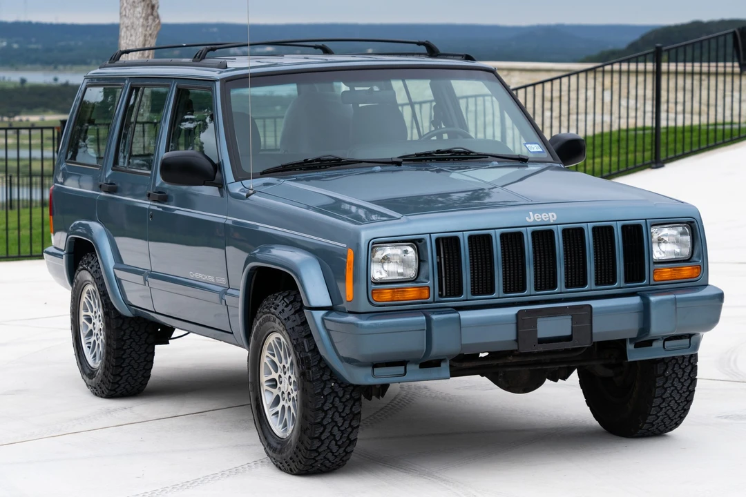 1997 Jeep XJ Cherokee - Image 8 of 31