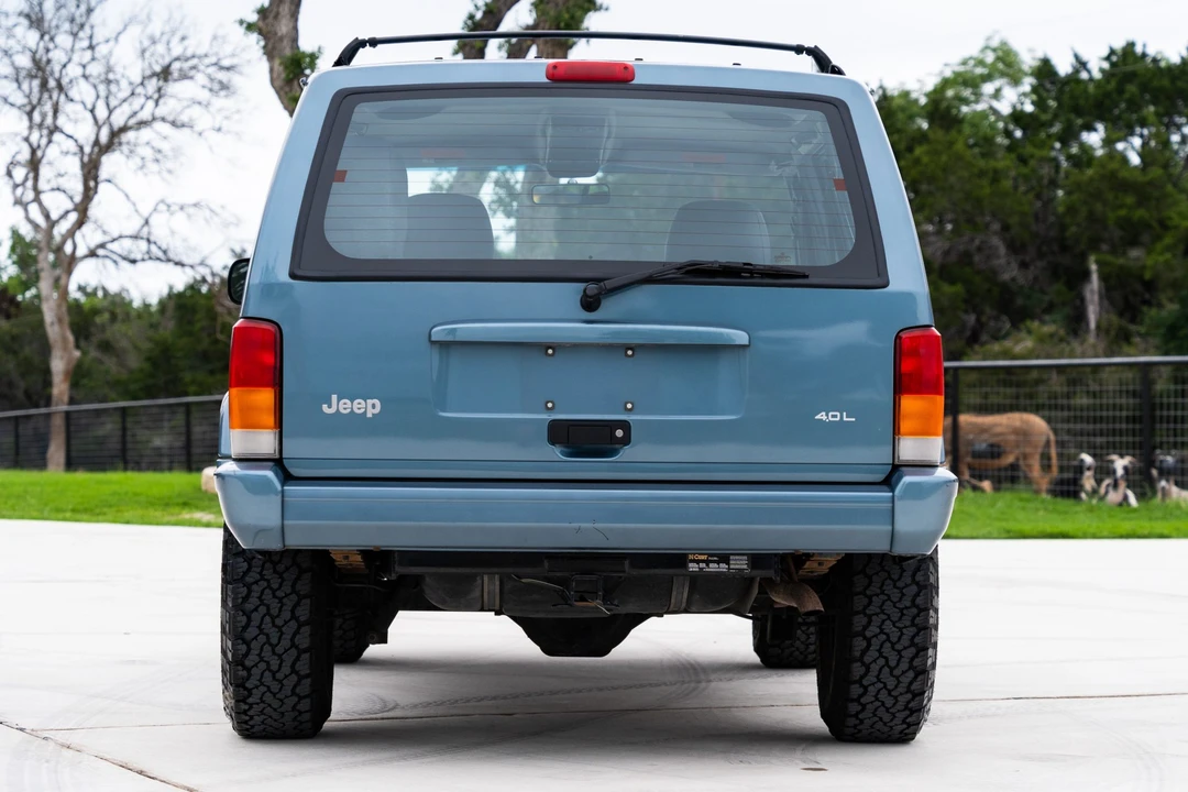 1997 Jeep XJ Cherokee - Image 5 of 31