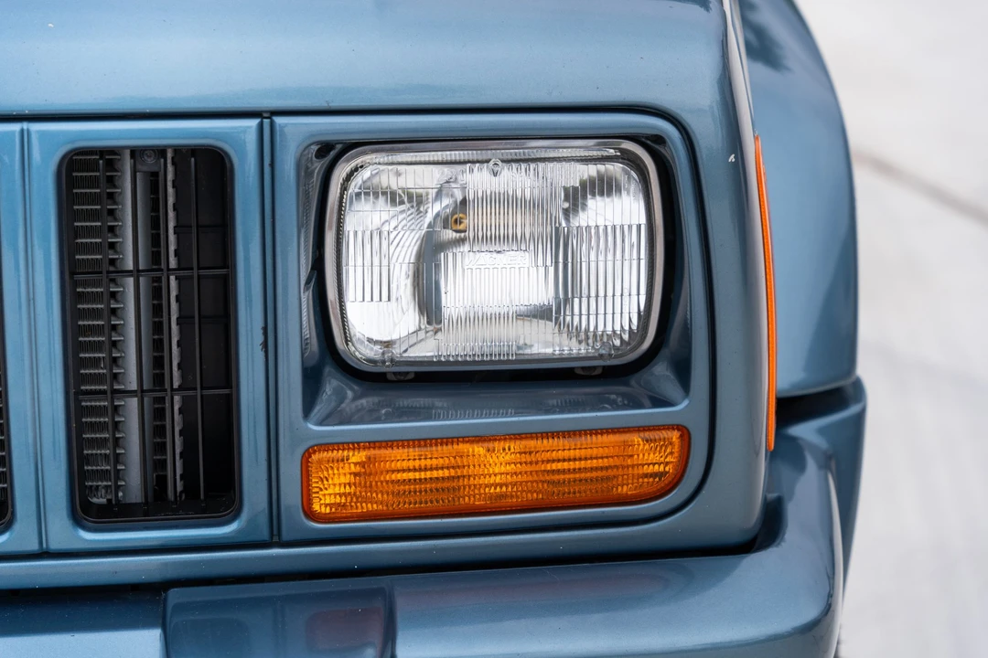 1997 Jeep XJ Cherokee - Image 14 of 31