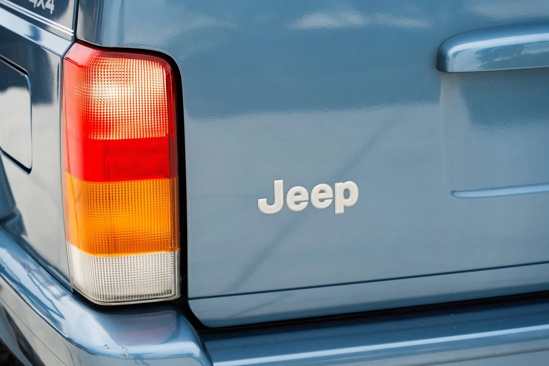 1997 Jeep XJ Cherokee - Image 24 of 31