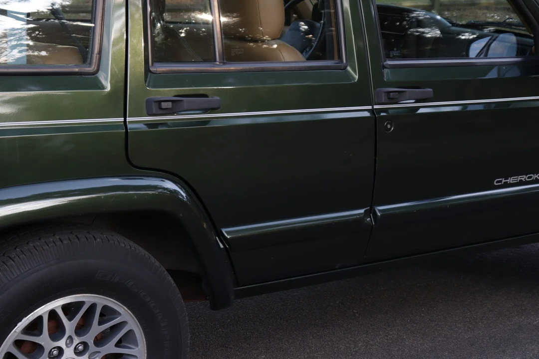 1997 Jeep XJ Cherokee - Image 11 of 31