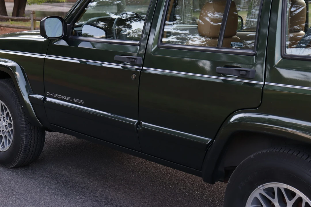 1997 Jeep XJ Cherokee - Image 17 of 31