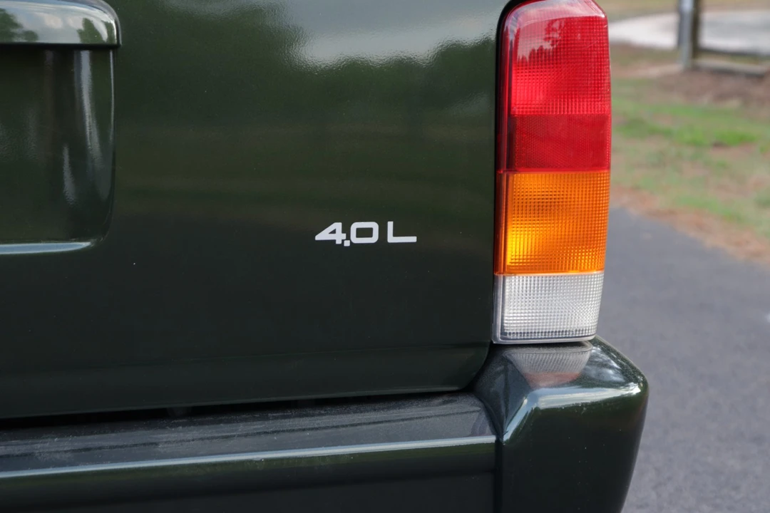 1997 Jeep XJ Cherokee - Image 21 of 31