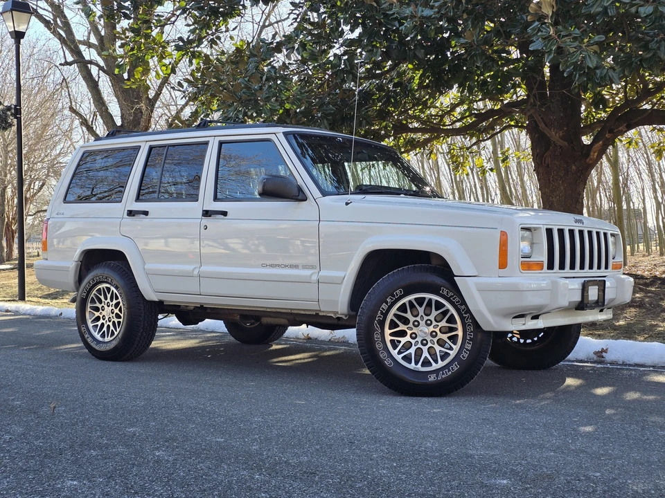 1997 Jeep XJ Cherokee - Image 20 of 31