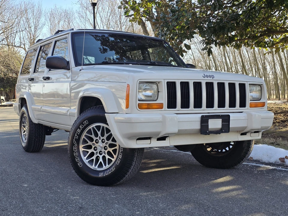 1997 Jeep XJ Cherokee - Image 16 of 31