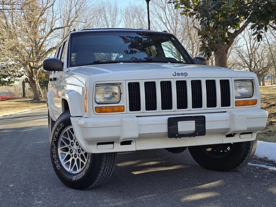 1997 Jeep XJ Cherokee - Image 13 of 31
