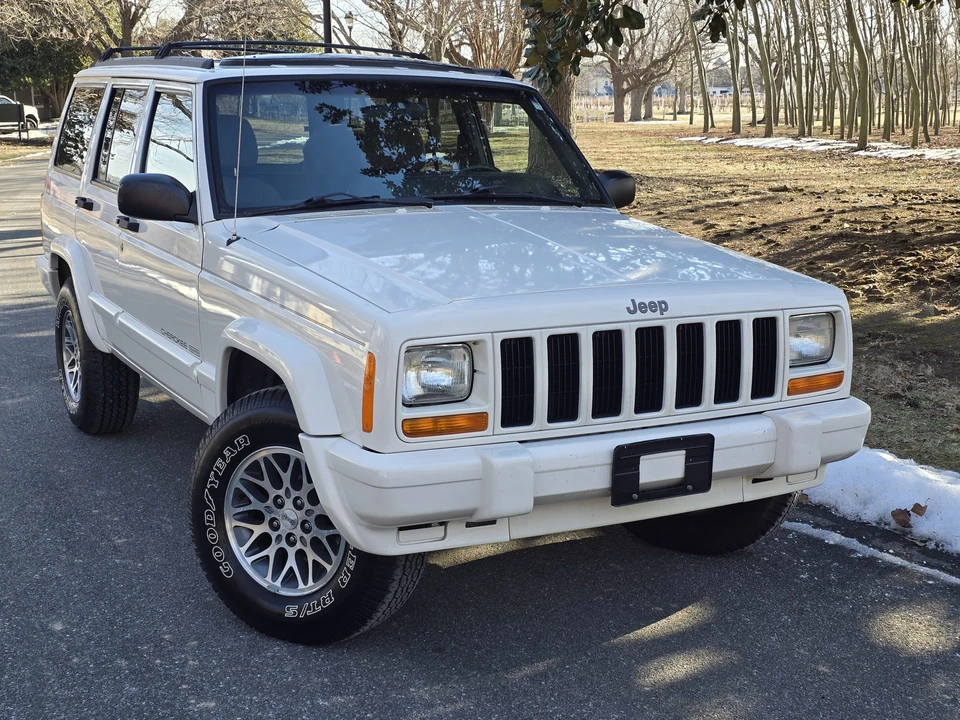 1997 Jeep XJ Cherokee - Image 15 of 31