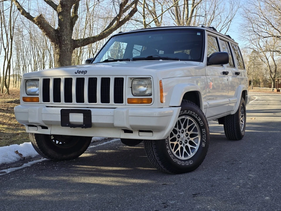 1997 Jeep XJ Cherokee - Image 7 of 31