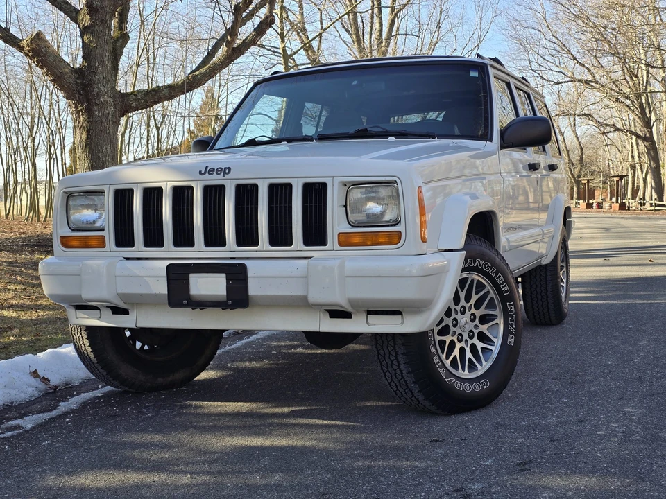 1997 Jeep XJ Cherokee - Image 8 of 31