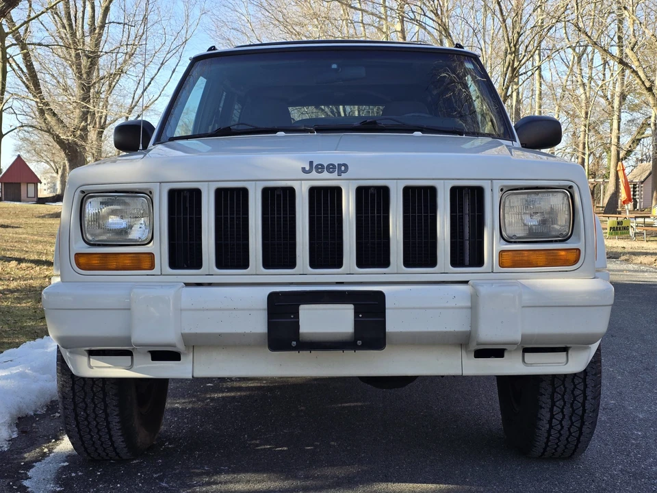 1997 Jeep XJ Cherokee - Image 10 of 31