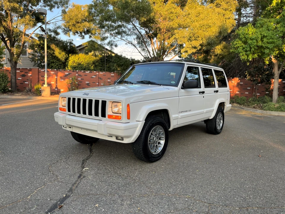 1997 Jeep XJ Cherokee - Image 28 of 31