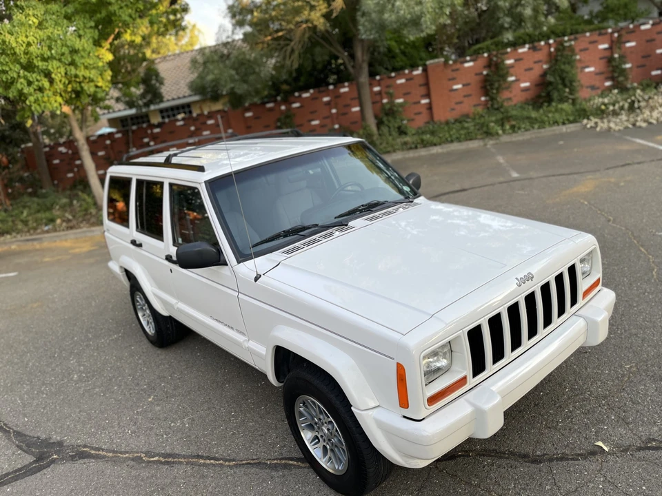 1997 Jeep XJ Cherokee - Image 4 of 31