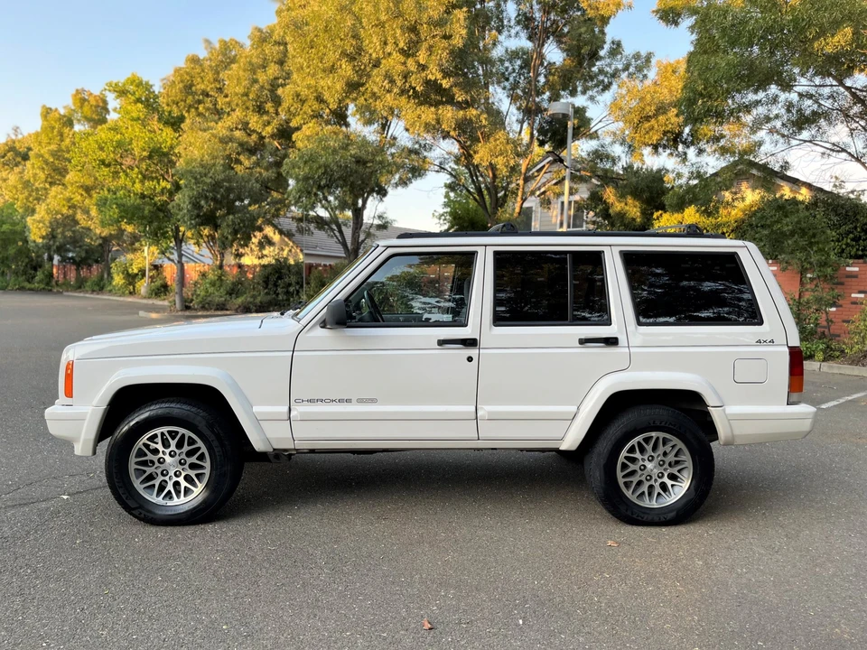 1997 Jeep XJ Cherokee - Image 31 of 31