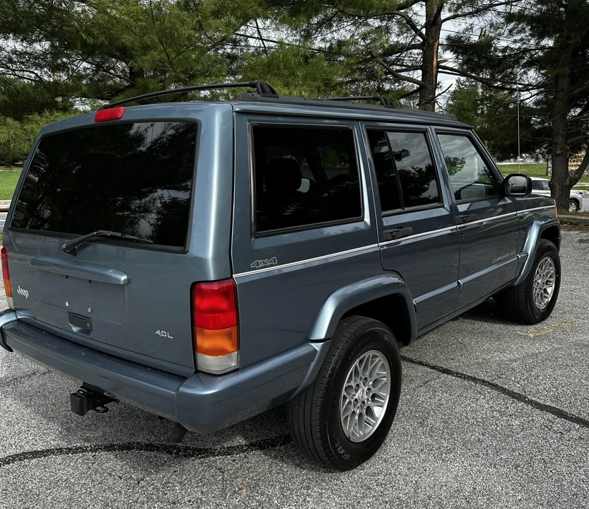 1997 Jeep XJ Cherokee - Image 14 of 31