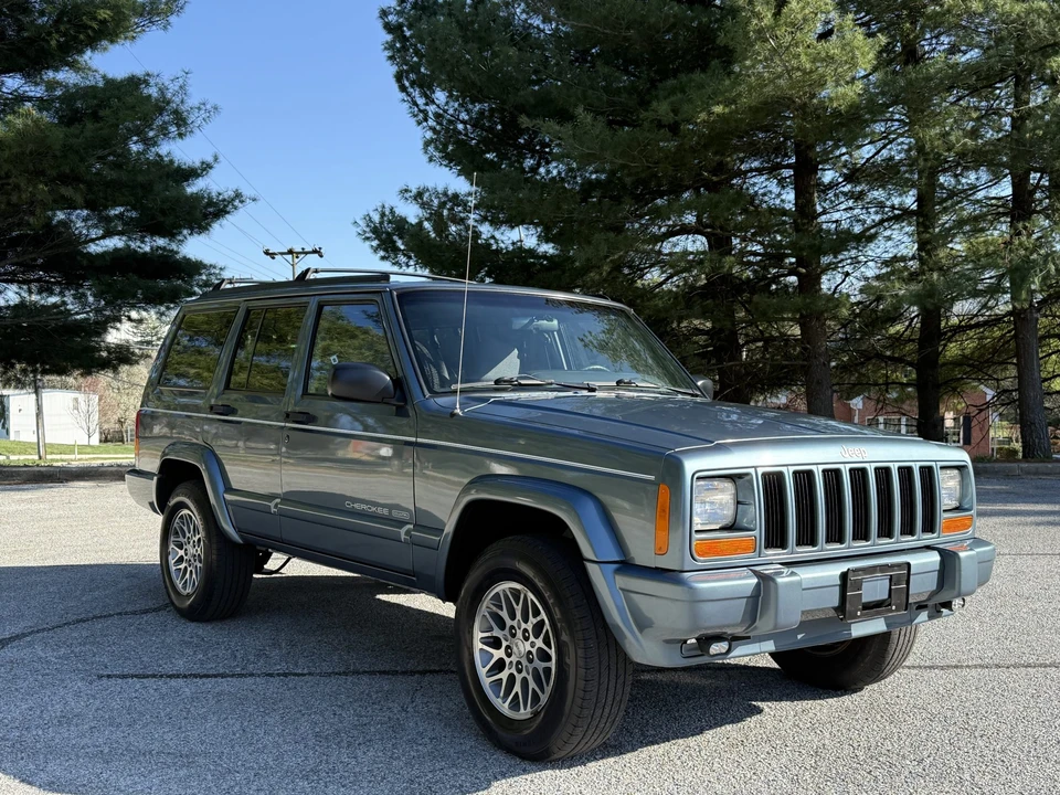 1997 Jeep XJ Cherokee - Image 3 of 31