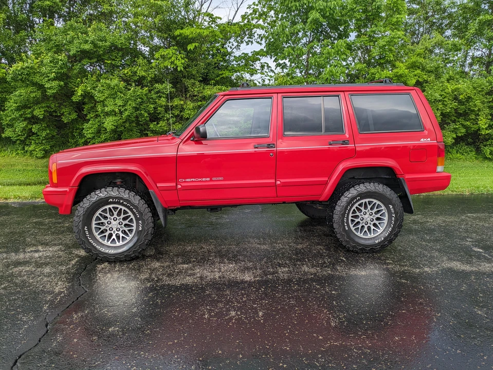 1997 Jeep XJ Cherokee - Image 11 of 31