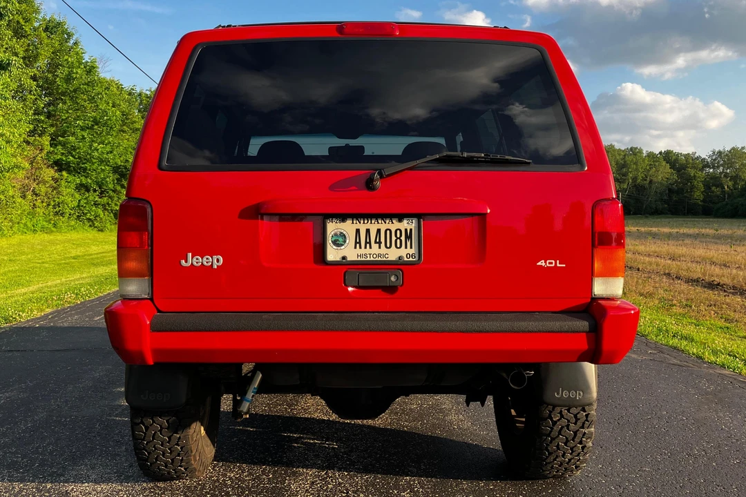 1997 Jeep XJ Cherokee - Image 5 of 31