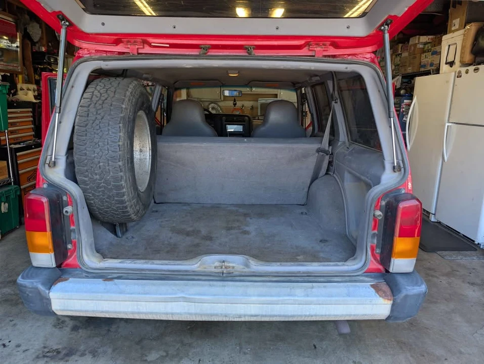 1997 Jeep XJ Cherokee - Image 8 of 13