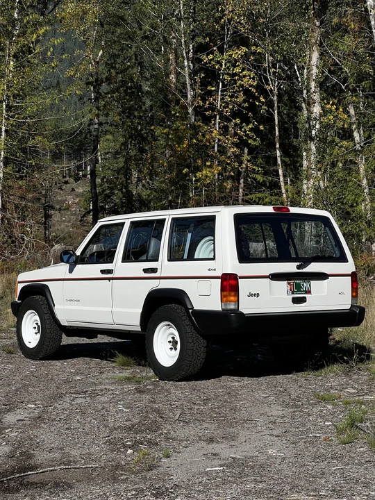 1997 Jeep XJ Cherokee - Image 26 of 31