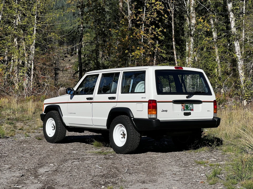 1997 Jeep XJ Cherokee - Image 25 of 31
