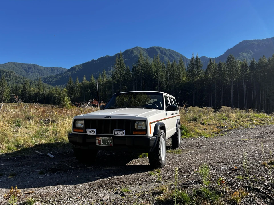 1997 Jeep XJ Cherokee - Image 12 of 31