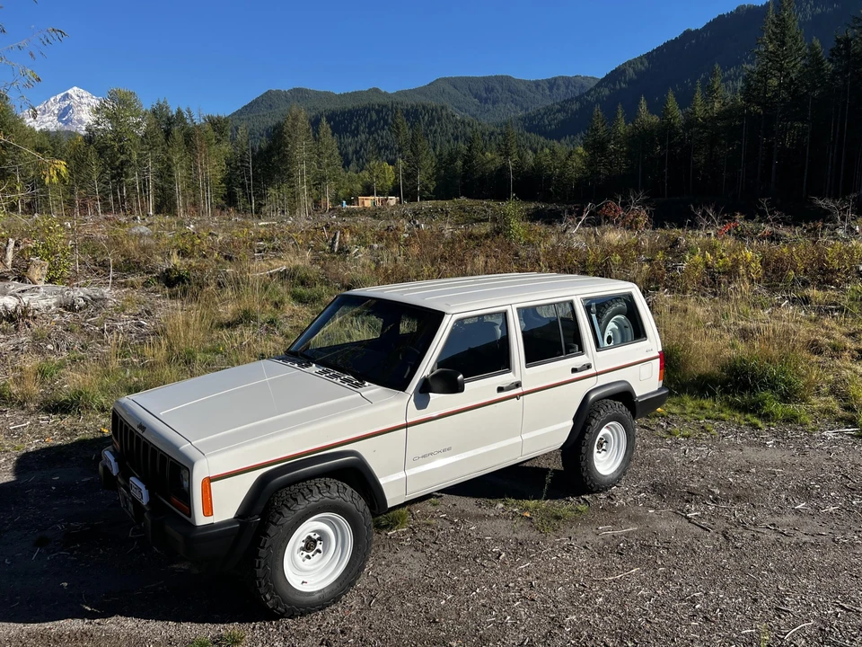 1997 Jeep XJ Cherokee - Image 16 of 31
