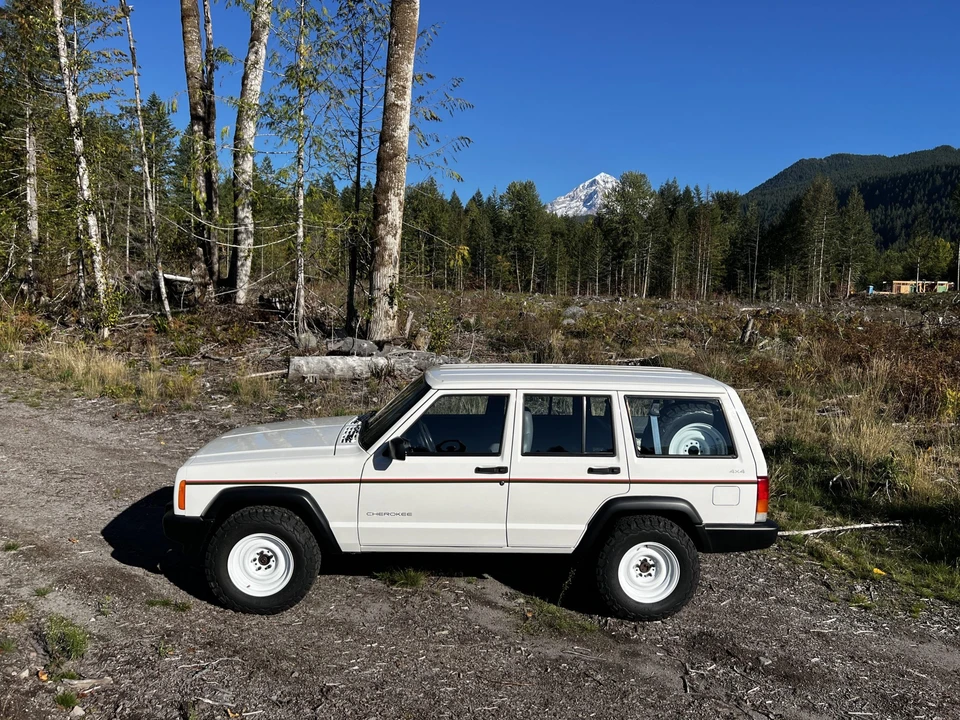 1997 Jeep XJ Cherokee - Image 20 of 31