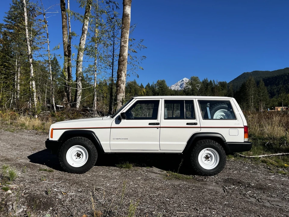 1997 Jeep XJ Cherokee - Image 21 of 31