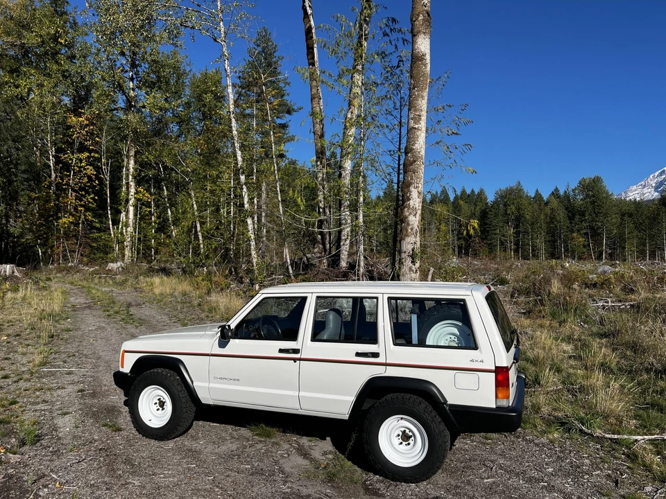 1997 Jeep XJ Cherokee - Image 22 of 31