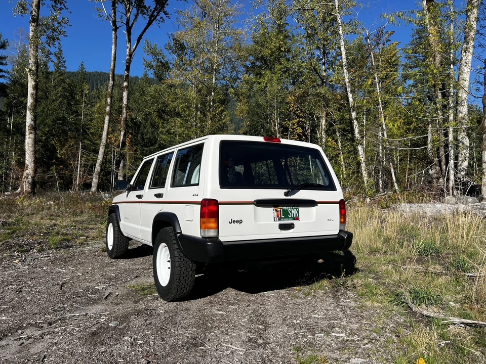 1997 Jeep XJ Cherokee - Image 28 of 31