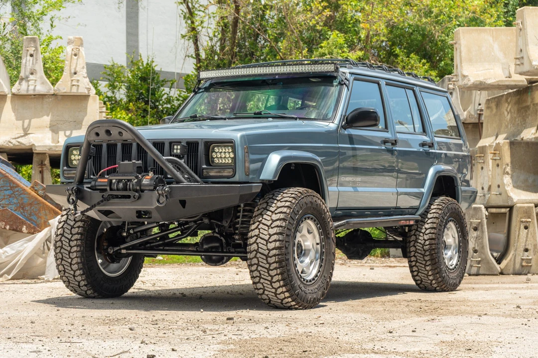 1997 Jeep XJ Cherokee - Image 8 of 31