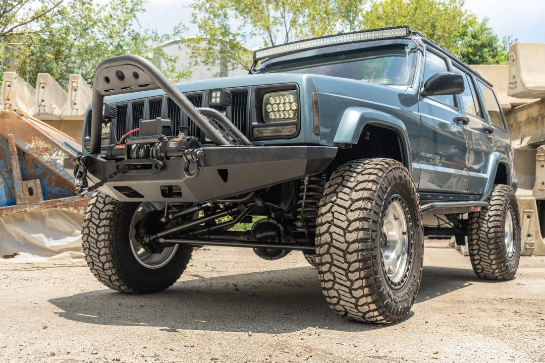 1997 Jeep XJ Cherokee - Image 6 of 31