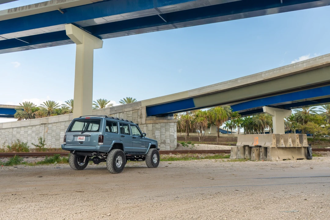1997 Jeep XJ Cherokee - Image 17 of 31
