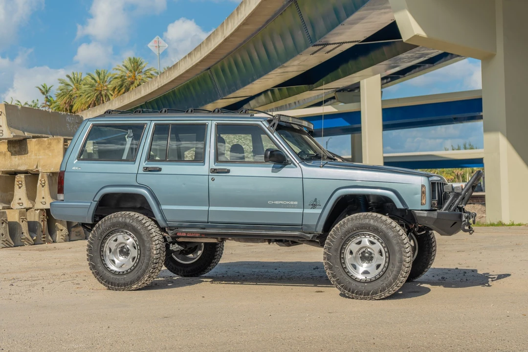 1997 Jeep XJ Cherokee - Image 20 of 31