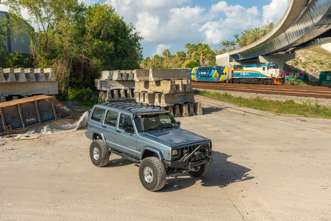 1997 Jeep XJ Cherokee - Image 22 of 31