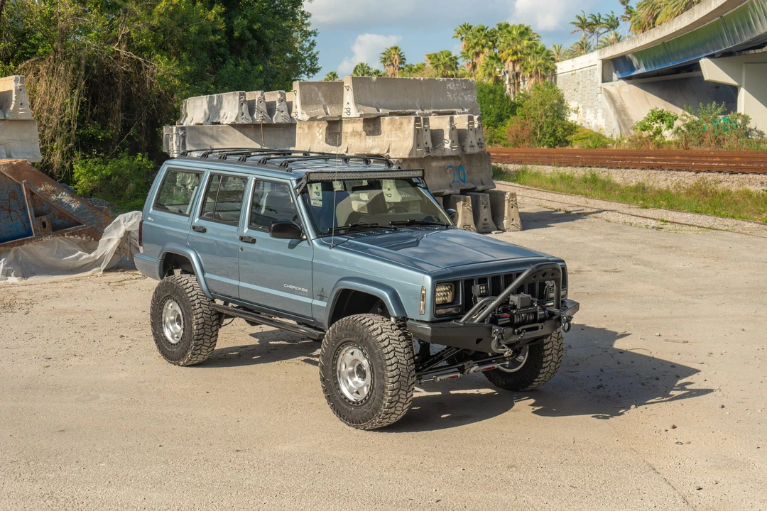 1997 Jeep XJ Cherokee - Image 23 of 31