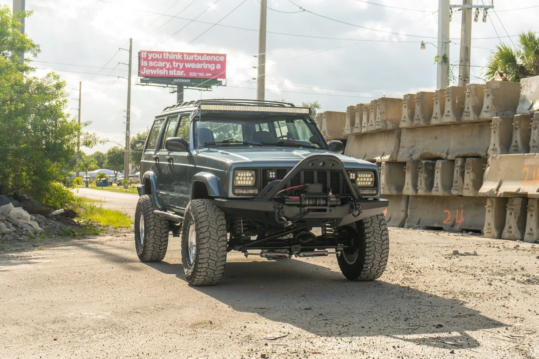 1997 Jeep XJ Cherokee - Image 25 of 31