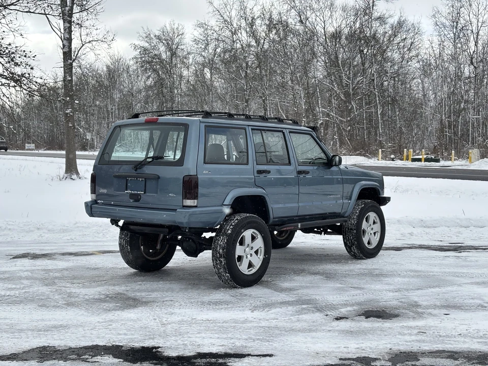1997 Jeep XJ Cherokee - Image 23 of 31
