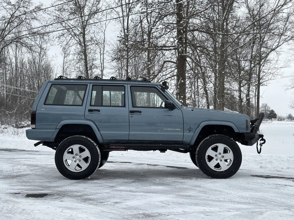 1997 Jeep XJ Cherokee - Image 17 of 31