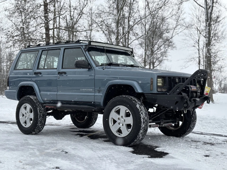 1997 Jeep XJ Cherokee - Image 9 of 31