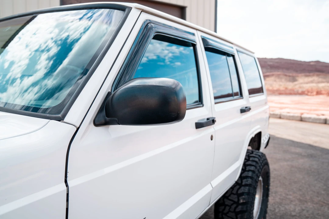 1997 Jeep XJ Cherokee - Image 23 of 31