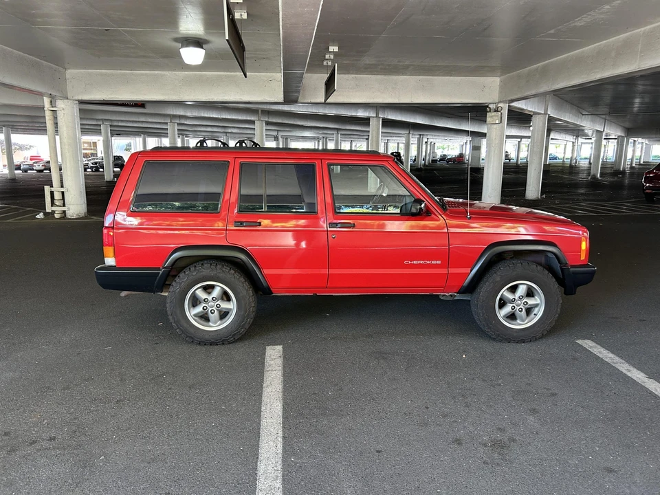 1997 Jeep XJ Cherokee - Image 13 of 31