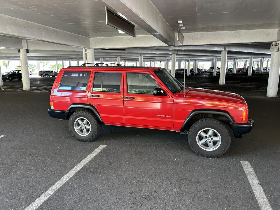 1997 Jeep XJ Cherokee - Image 14 of 31