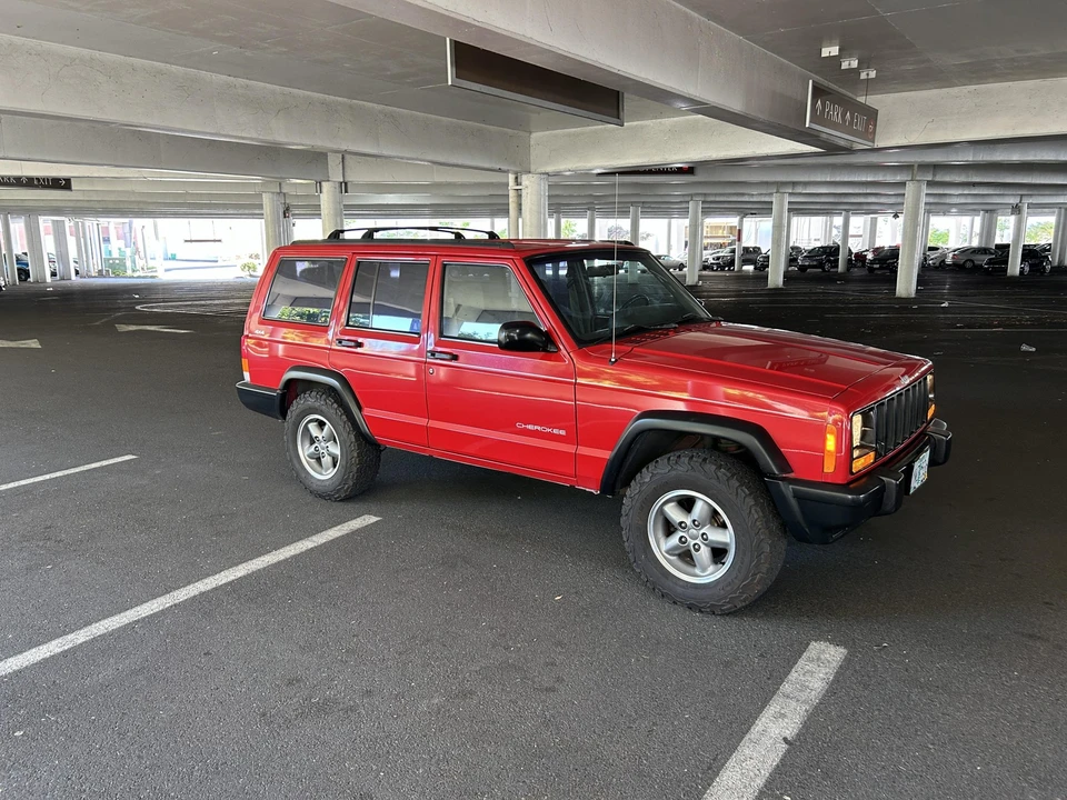 1997 Jeep XJ Cherokee - Image 15 of 31