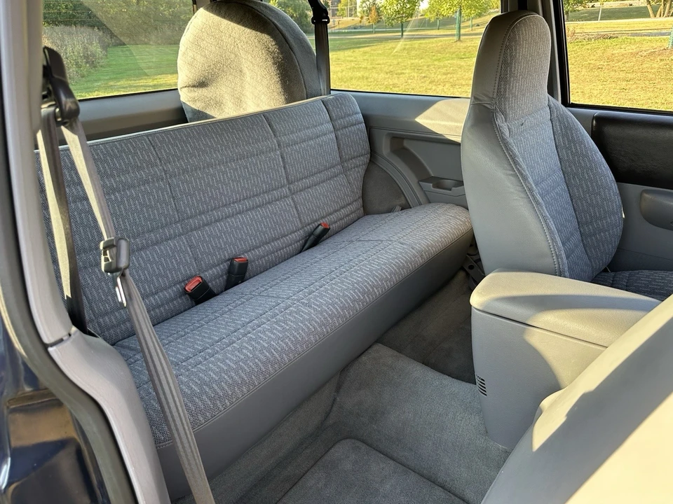 1997 Jeep XJ Cherokee - Image 8 of 21